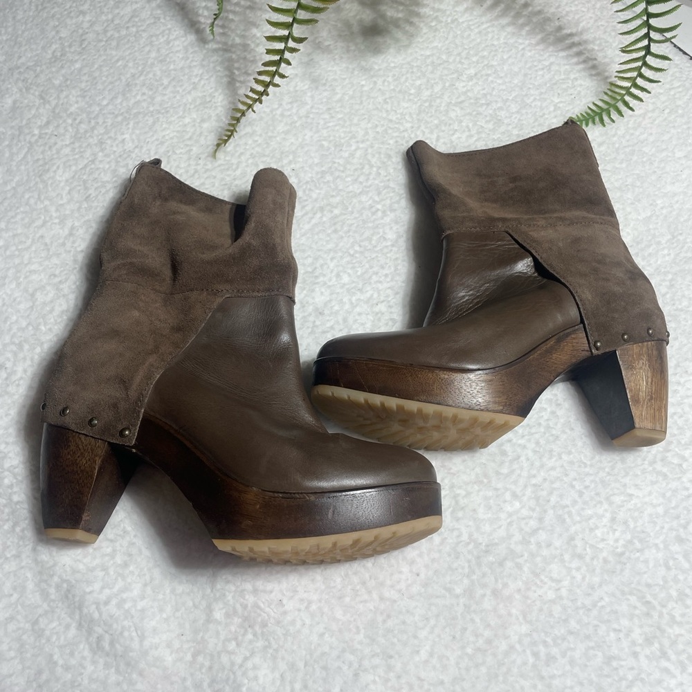 KDB Kelsie Dagger Brooklyn
Suede & Leather Studded Rivets
Heels Boots size 8.5